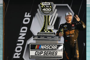 NASCAR Cup Series Straight Talk Wireless 400