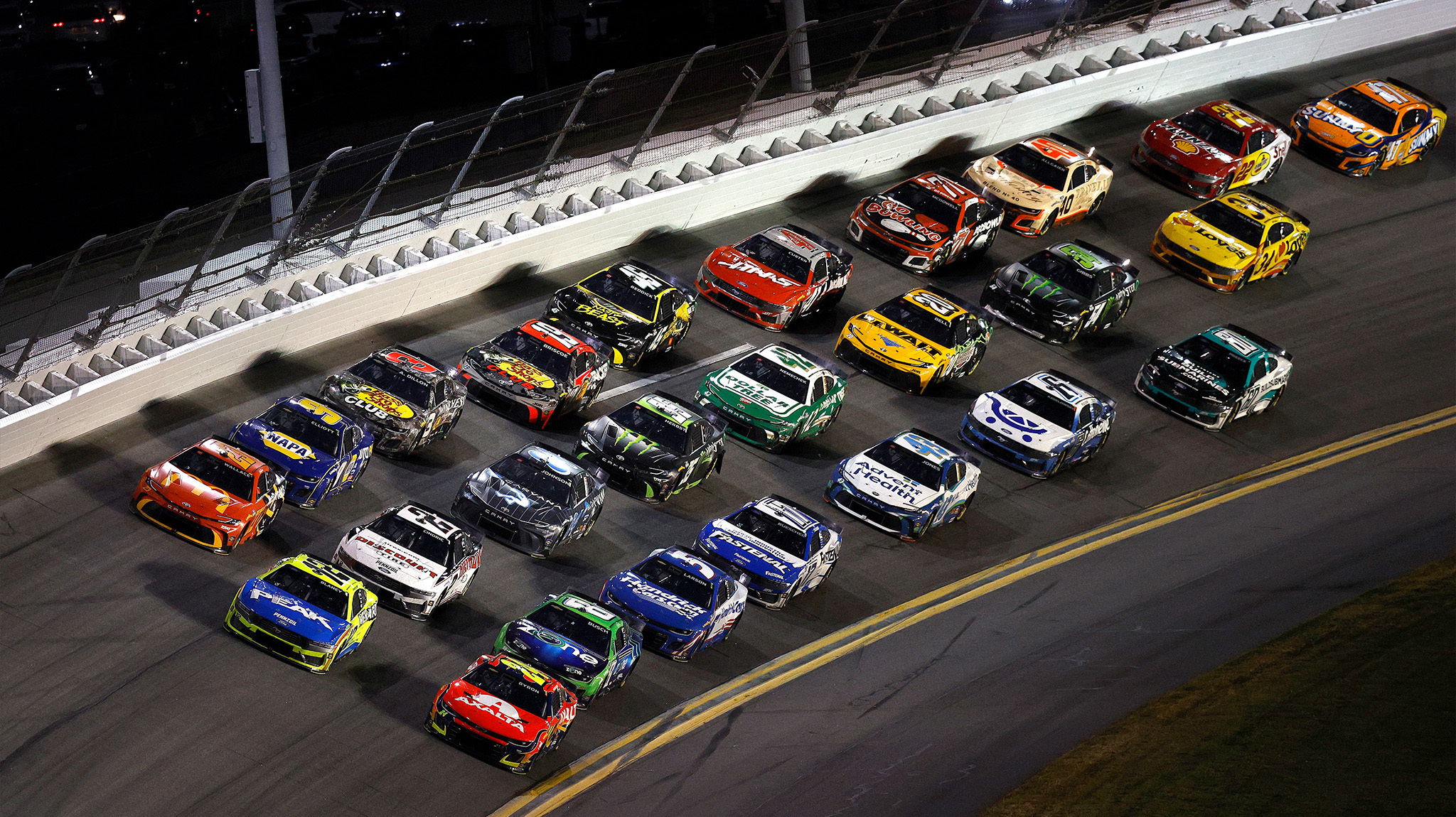 ¿Quién dominará la NASCAR Cup Series esta temporada? Los favoritos para conquistar el campeonato