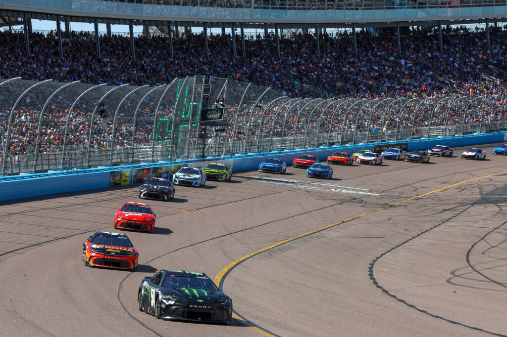 La piloto británica Katherine Legge debutará en la Shriners Children’s 500 este domingo