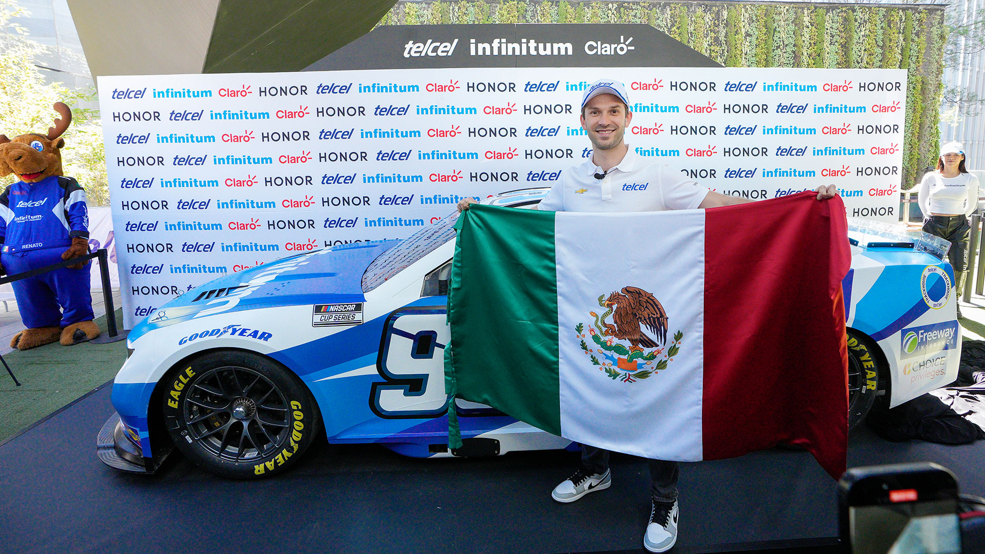 El NASCAR Mexico City Weekend se acerca: Daniel Suárez revela el auto con el que correrá en casa