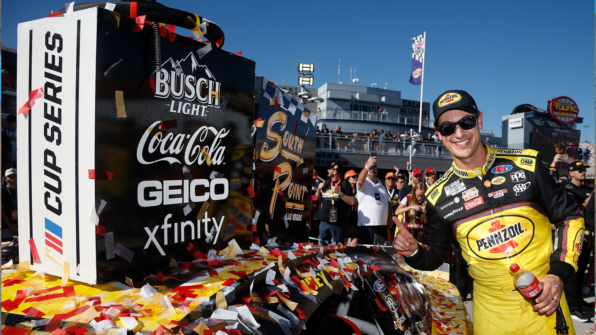 ¿Cómo funcionan los puntos en NASCAR Cup Series? Te explicamos sin morir en el intento