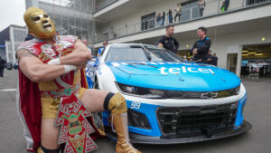 _0001_Nascar SB 25-13-0070