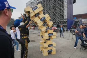 Nascar SB 25-13-0082